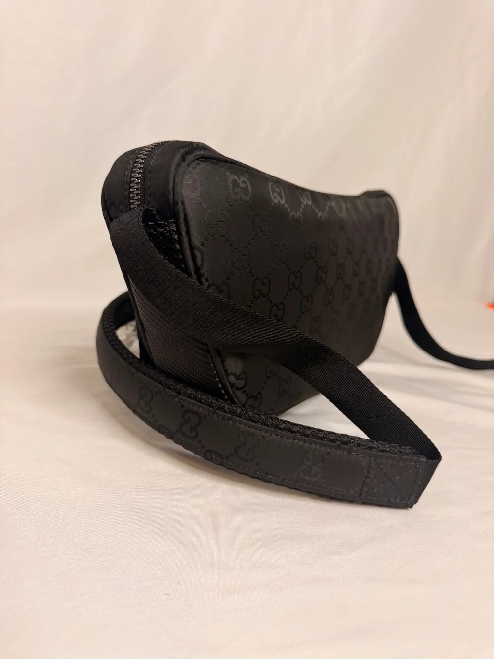 Gucci Nexus Large GG Nylon Sling Crossbody NWT w/ Gift Box 838929